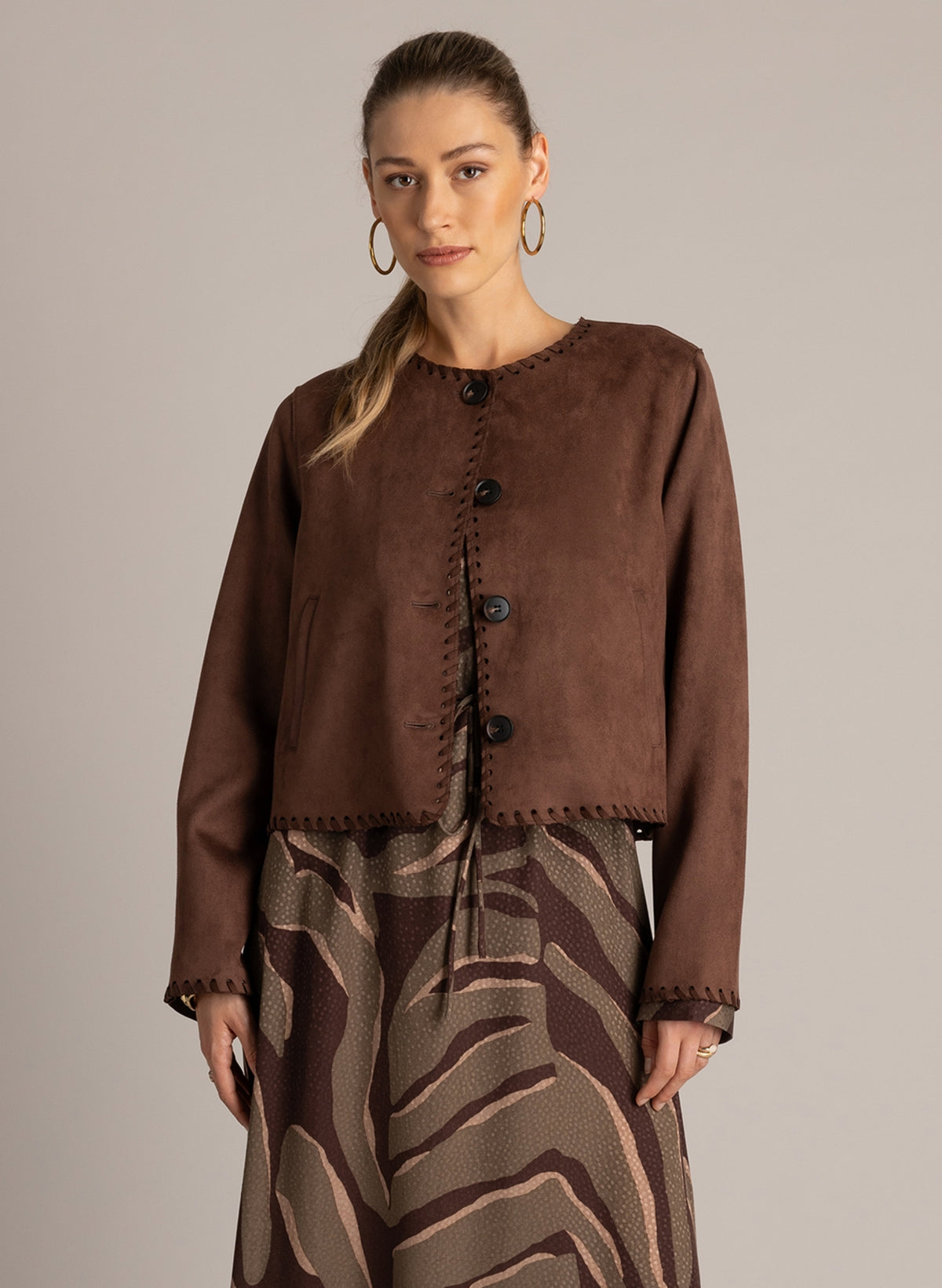 Undine in Red Brown – productfoto 1