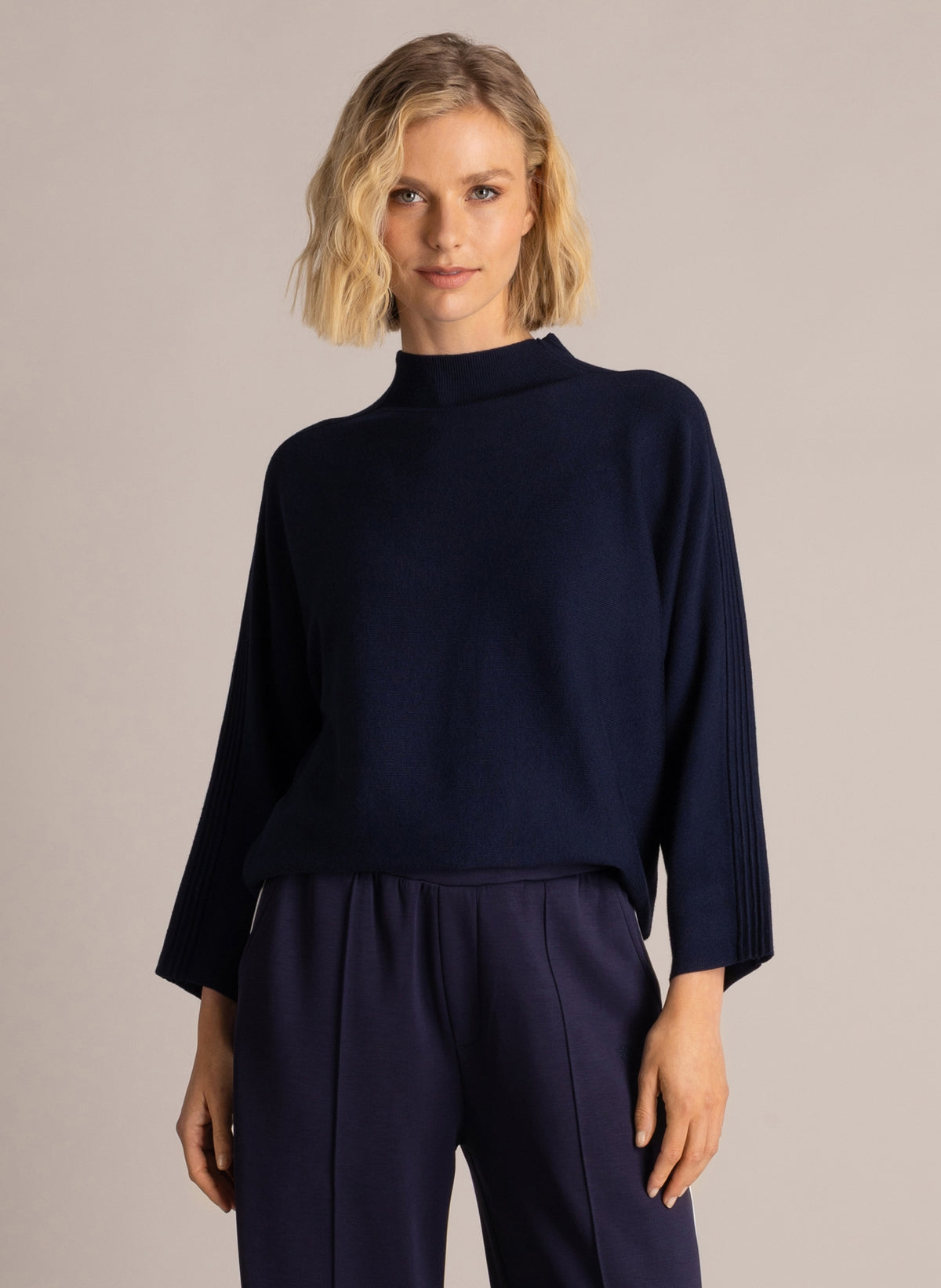 Sima in Dark Blue – productfoto 1