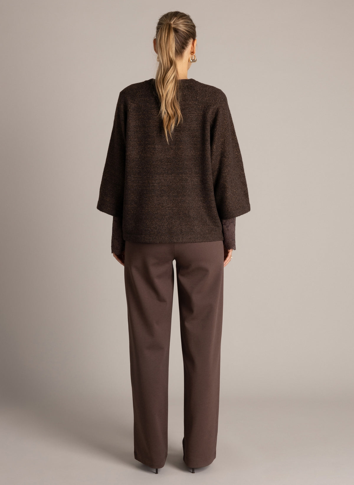Ulia in Brown – productfoto 2