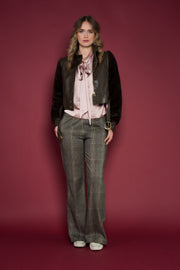 ICNK Aleyna Knitted Check in Dark Brown – productfoto 7